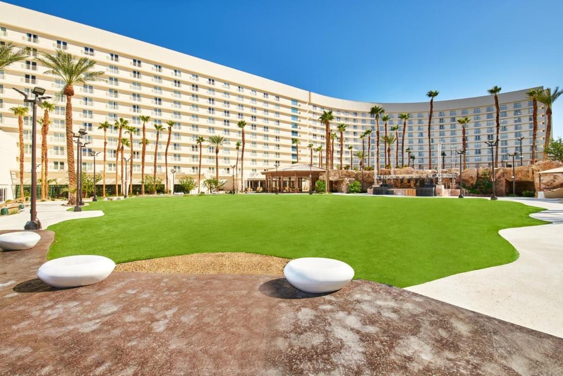 Virgin Hotels Las Vegas By Suiteness Екстериор снимка