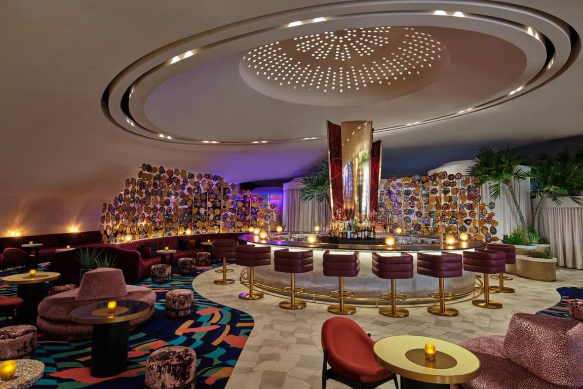 Virgin Hotels Las Vegas By Suiteness Екстериор снимка