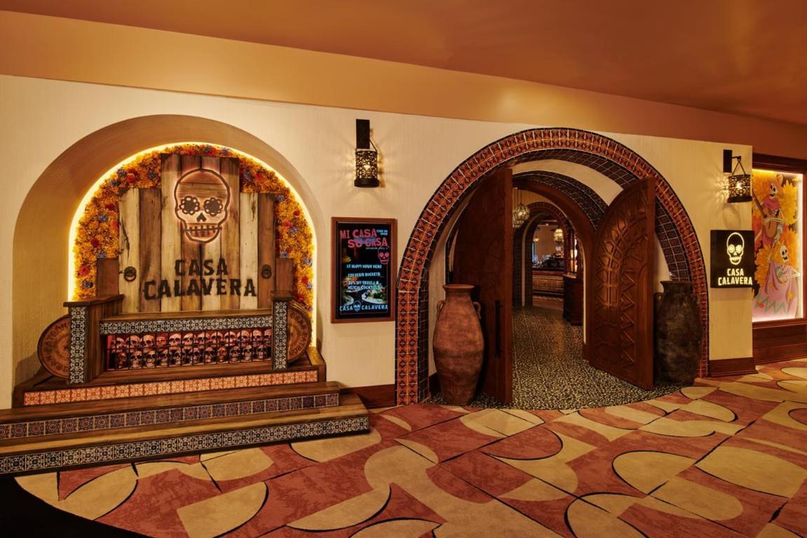 Virgin Hotels Las Vegas By Suiteness Екстериор снимка